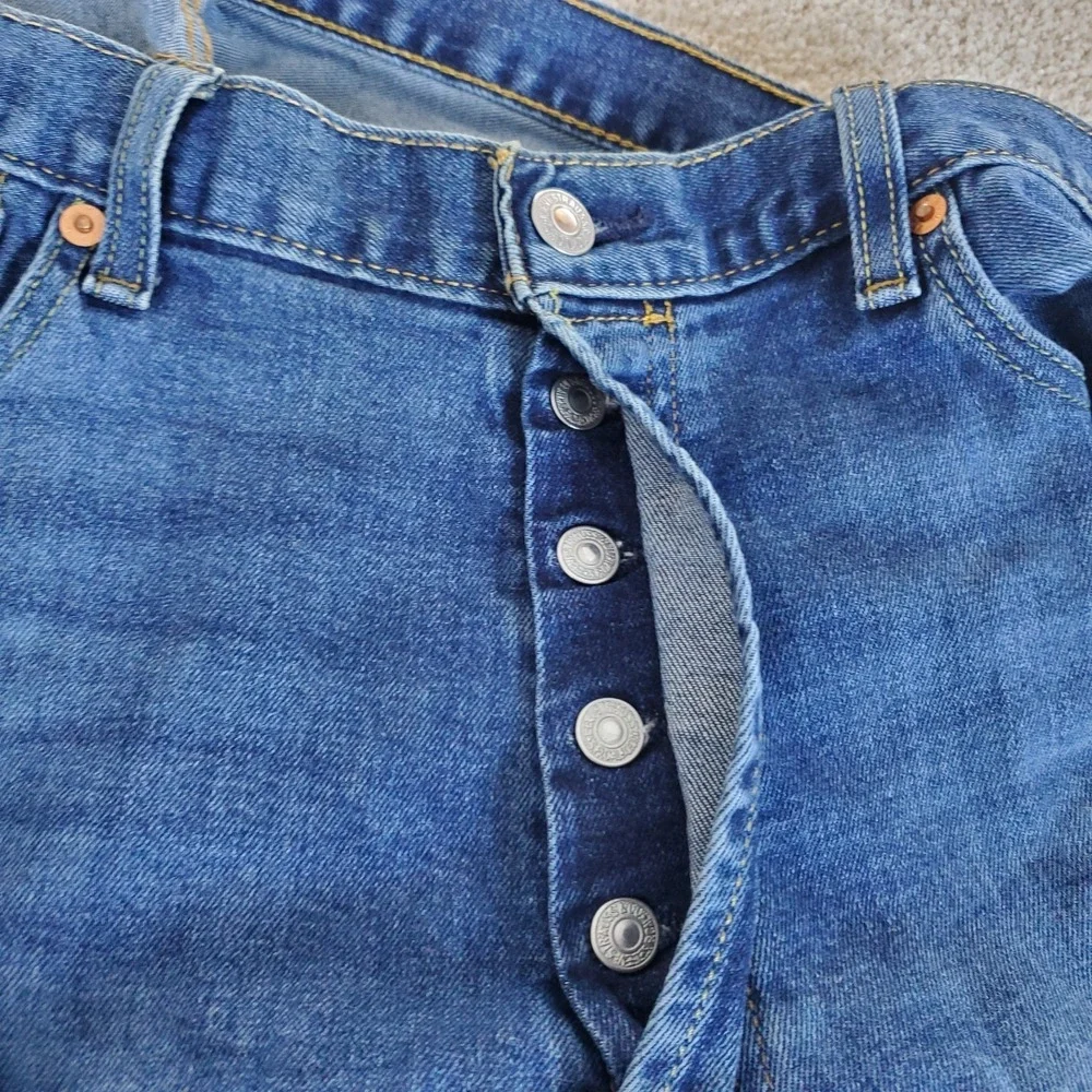 LEVIS 501 Men's Blue‎ Jeans 36X30 ACTUAL MEASURE 36X29.5 Straight Button Fly Y2K